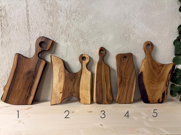 Platou Servire Organic din Nuc Masiv – Formă Abstractă Charcuterie