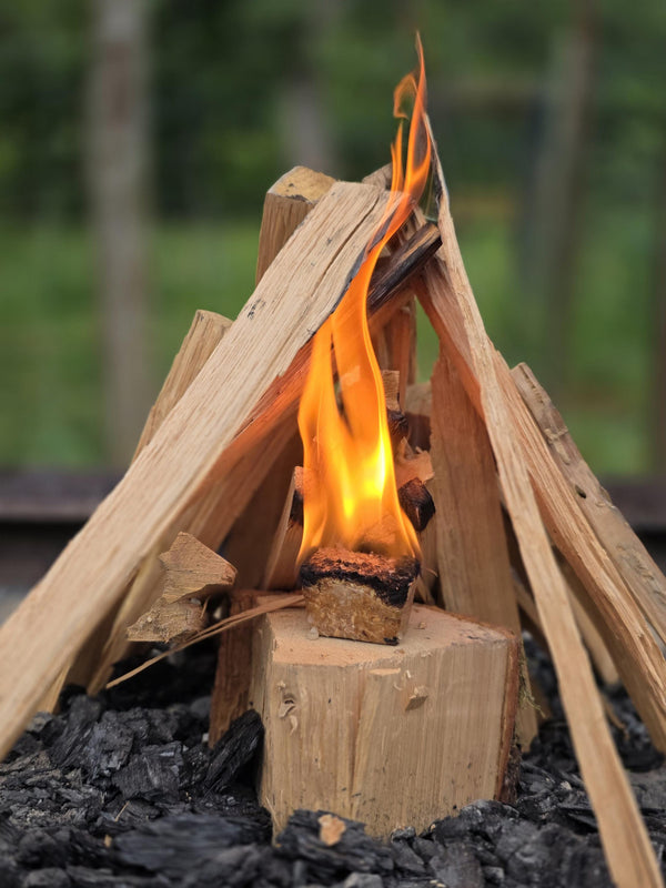 Cuburi Aprinzătoare Ecologice din Lemn de Stejar și Nuc (Timp Ardere 30 Min) - Detaliu 4