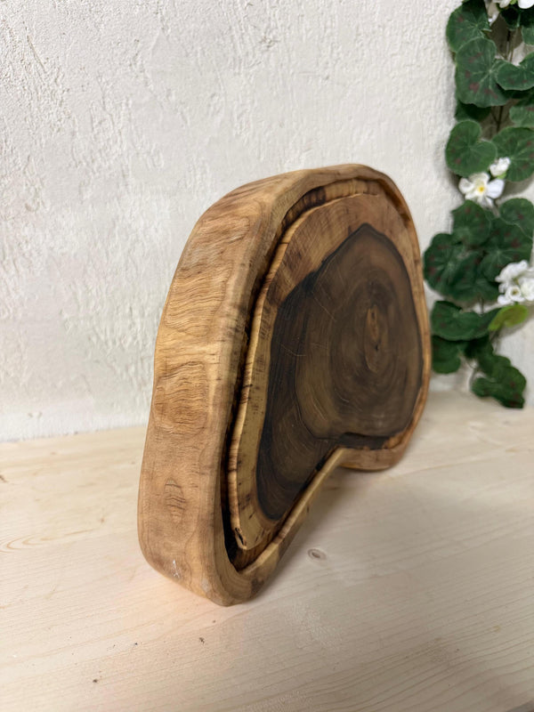 Tocător Masiv din Nuc cu Șanț de Scurgere – Butcher Block BBQ & Friptură (5 cm grosime) - Detaliu 5